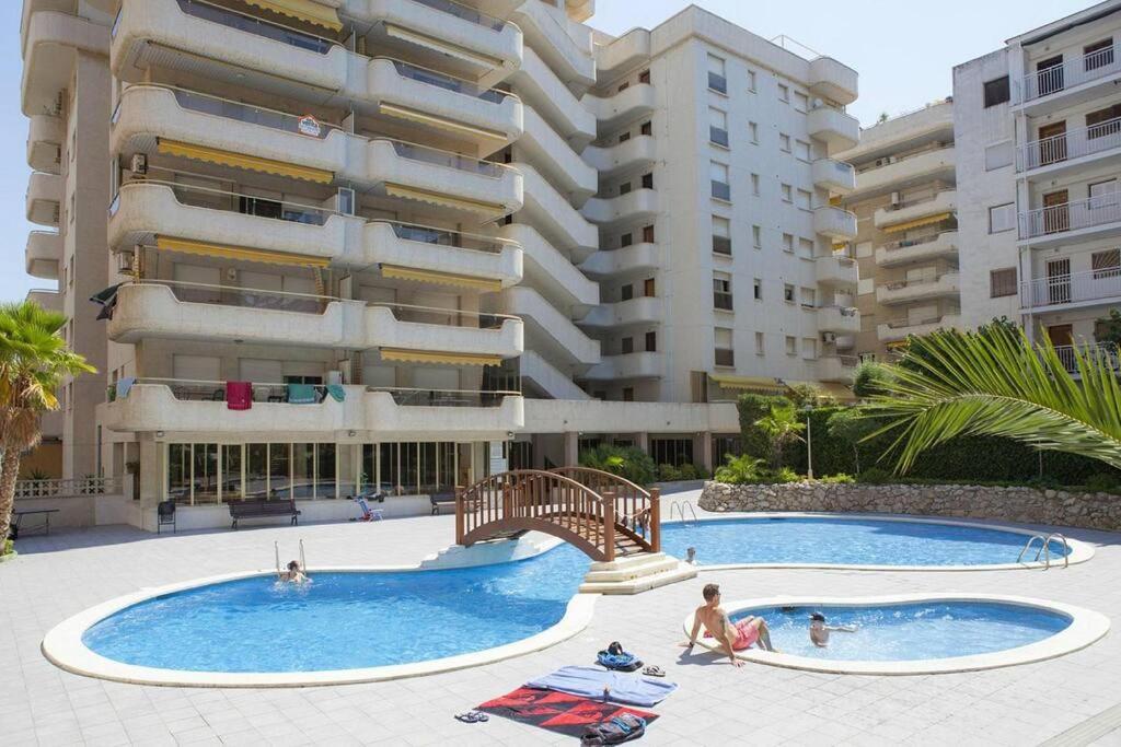 Comfy Apartment In Salou Esterno foto